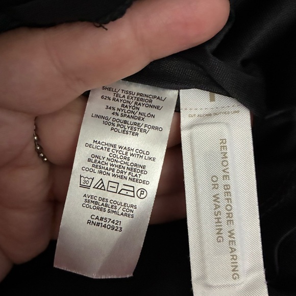 🆕LOFT Black Sheath Ruched Flounce Crew Neck Short Sleeve Mini Dress 10🆕 - Picture 12 of 14